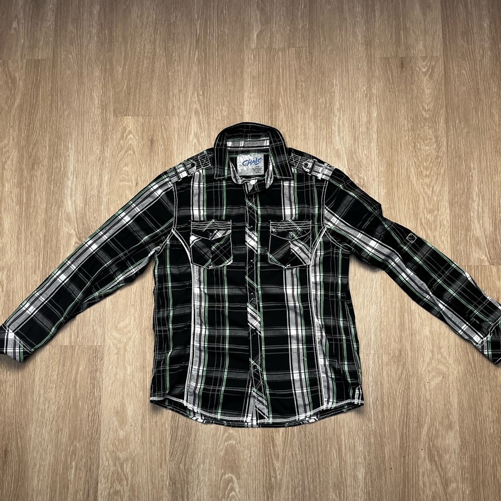 Chalc long sleeve button down shirt